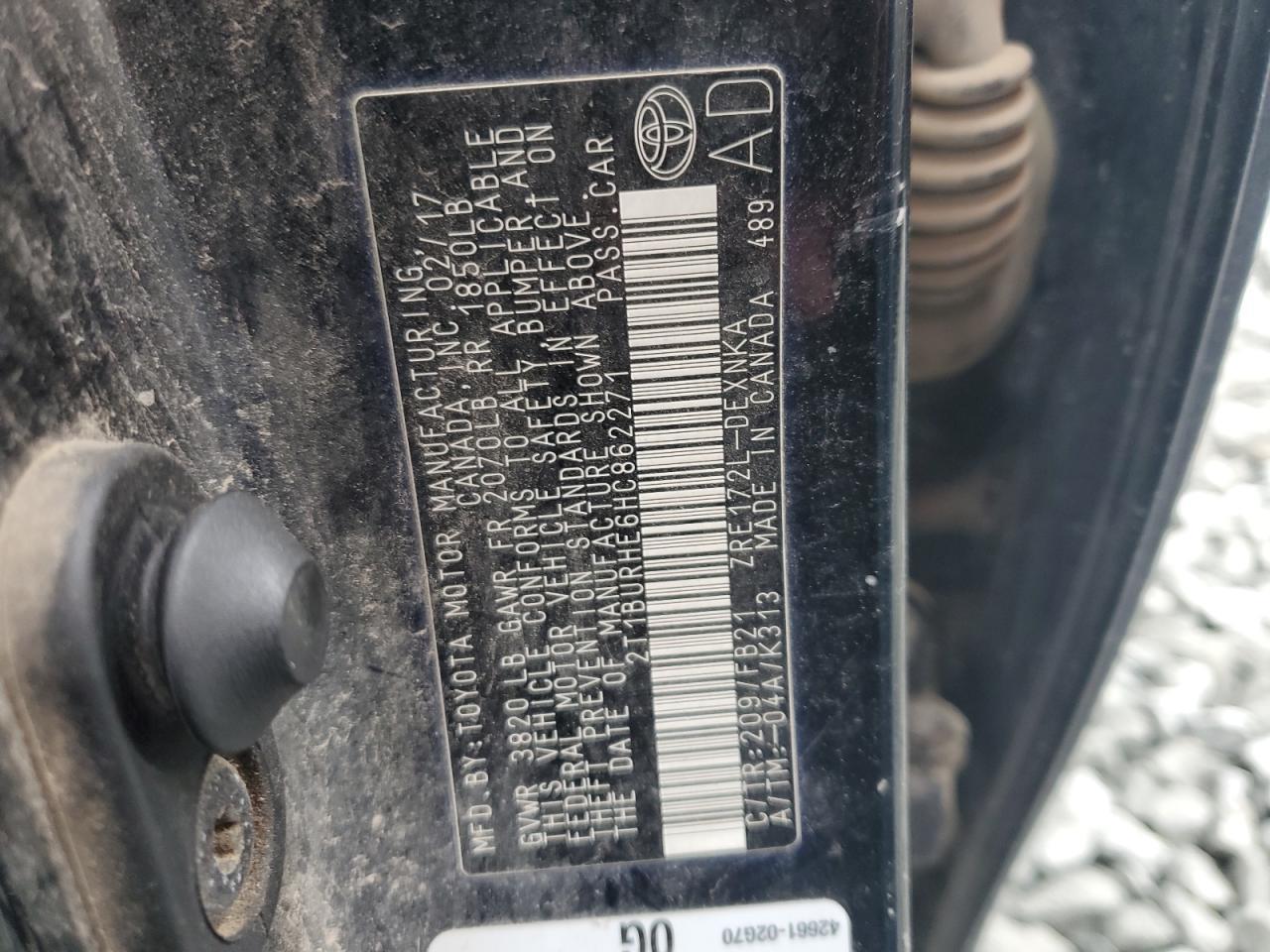 2017 TOYOTA COROLLA