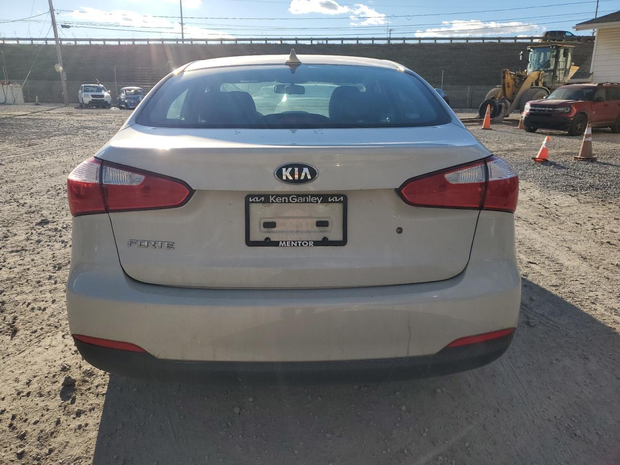 2015 KIA FORTE