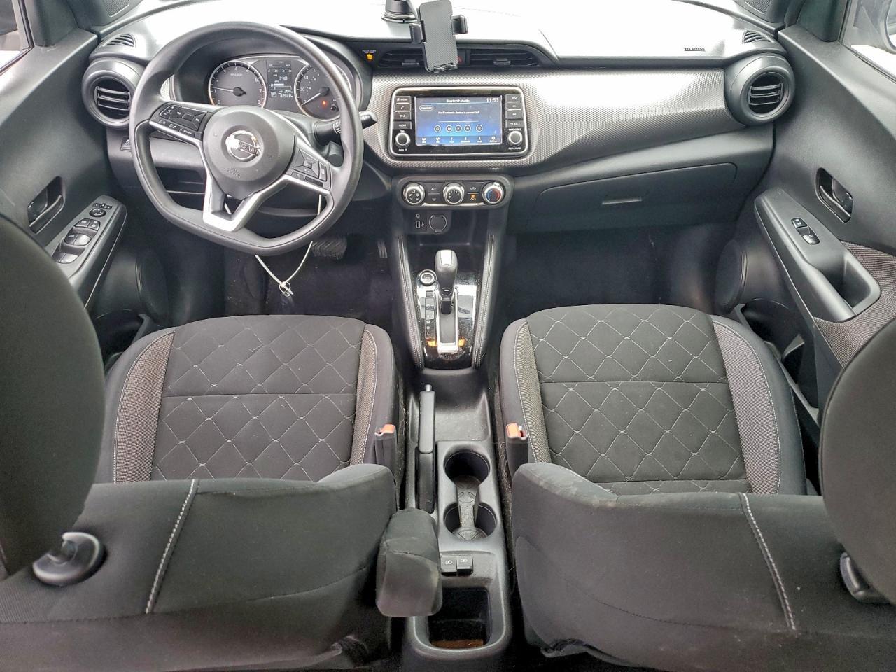 2019 NISSAN KICKS