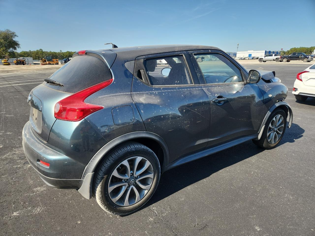 2011 NISSAN Juke