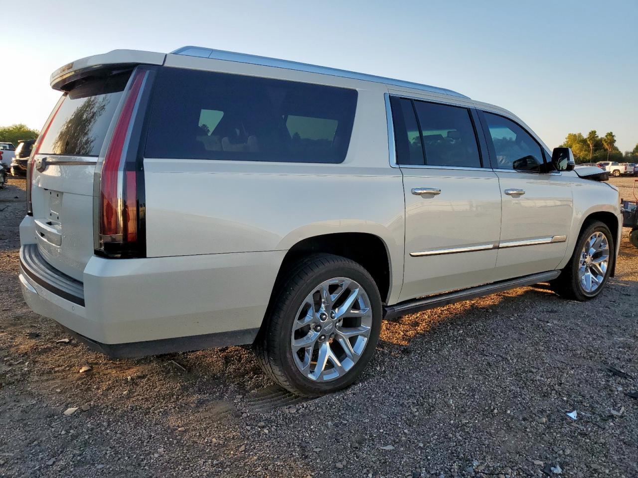 2015 CADILLAC Escalade ESV