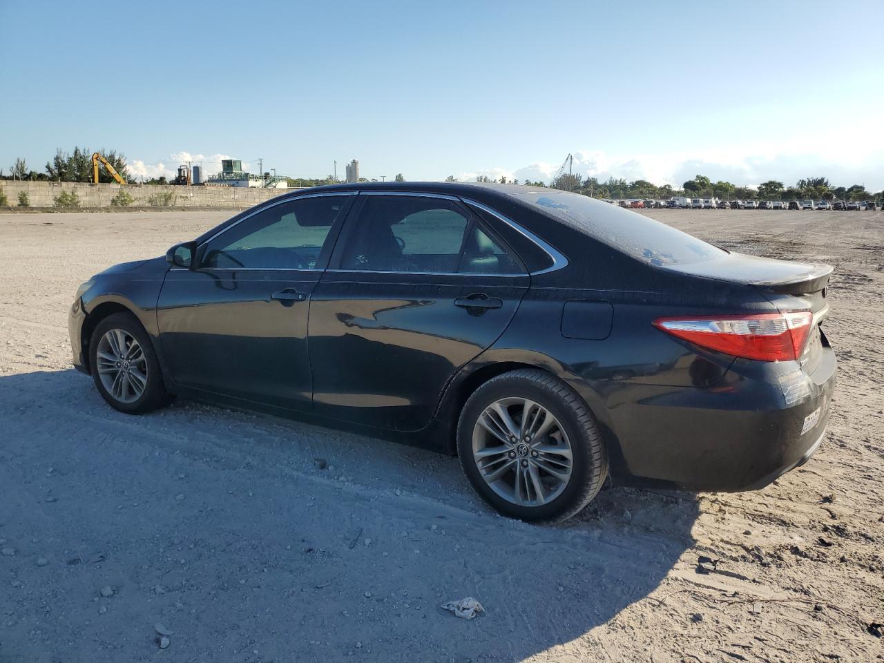 2015 TOYOTA CAMRY