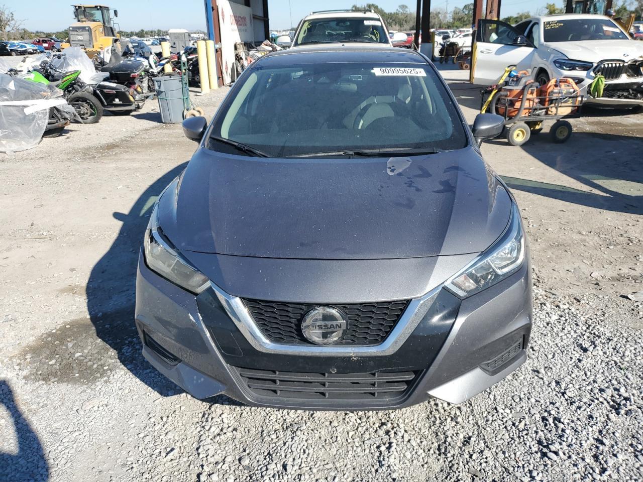 2021 NISSAN VERSA