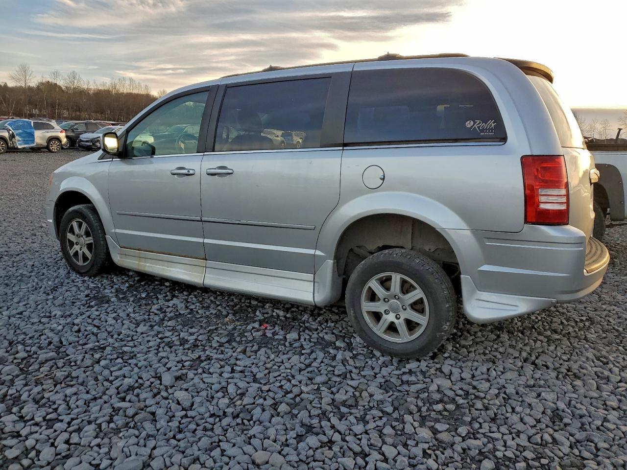 2008 CHRYSLER Town & Country