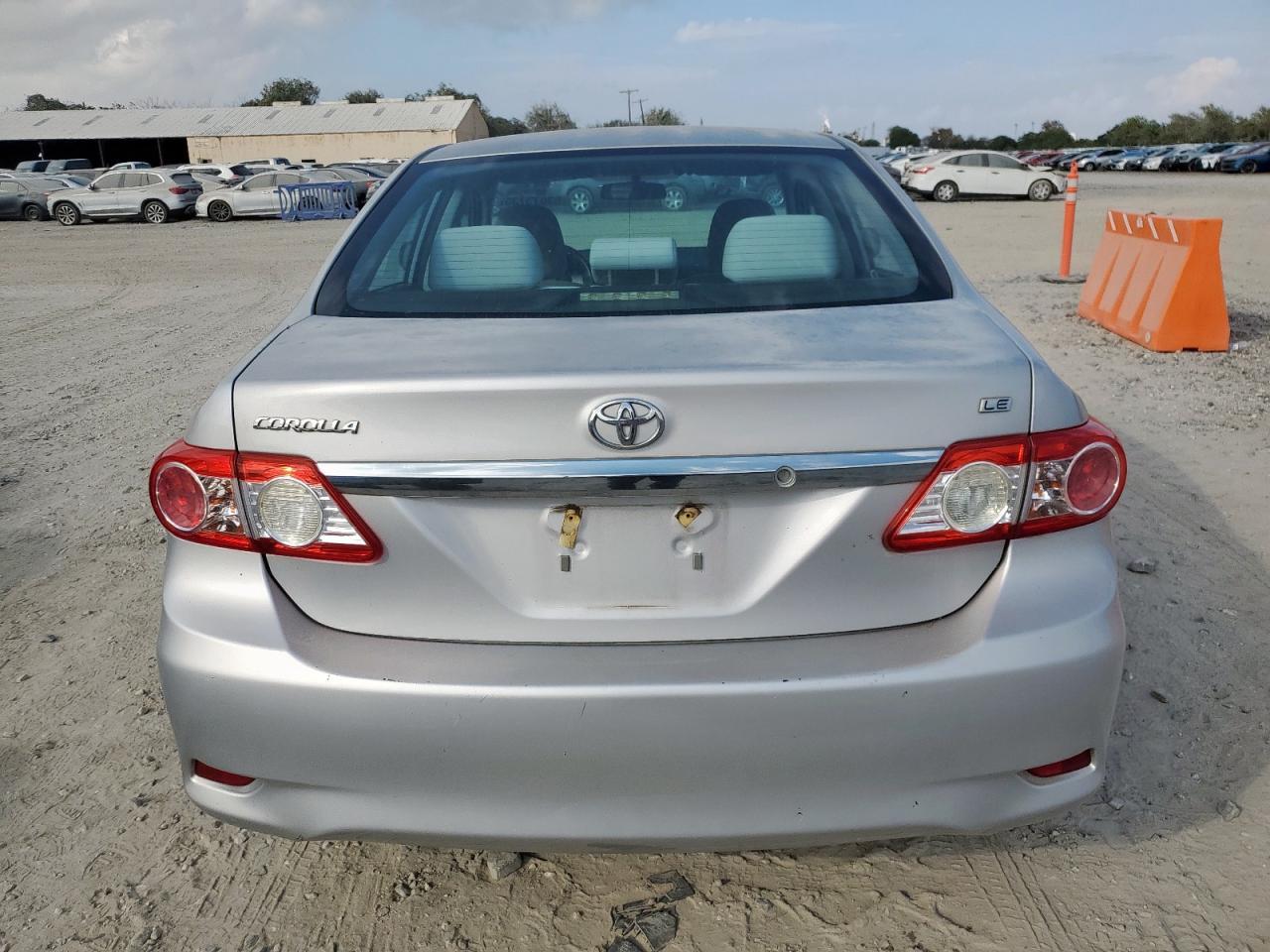 2011 TOYOTA COROLLA