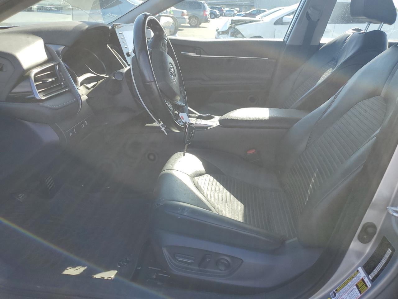 2023 TOYOTA CAMRY