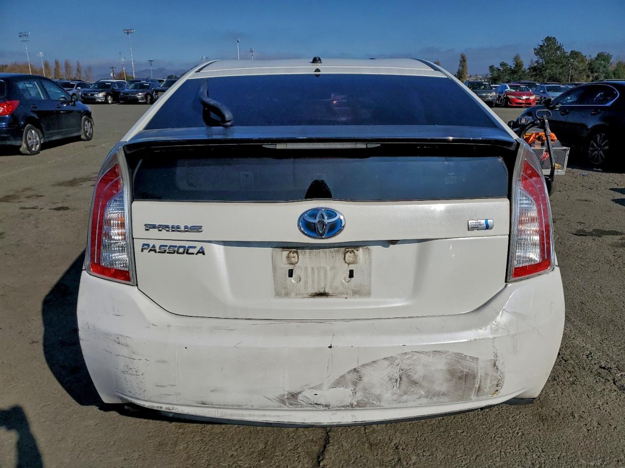 2014 TOYOTA PRIUS