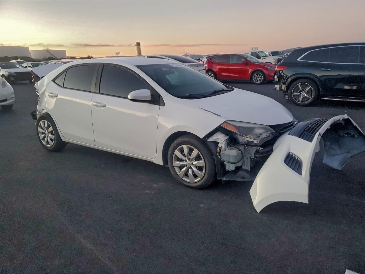 2015 TOYOTA COROLLA