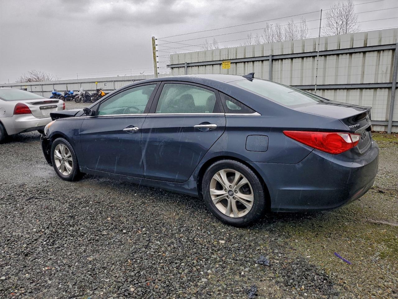 2013 HYUNDAI SONATA