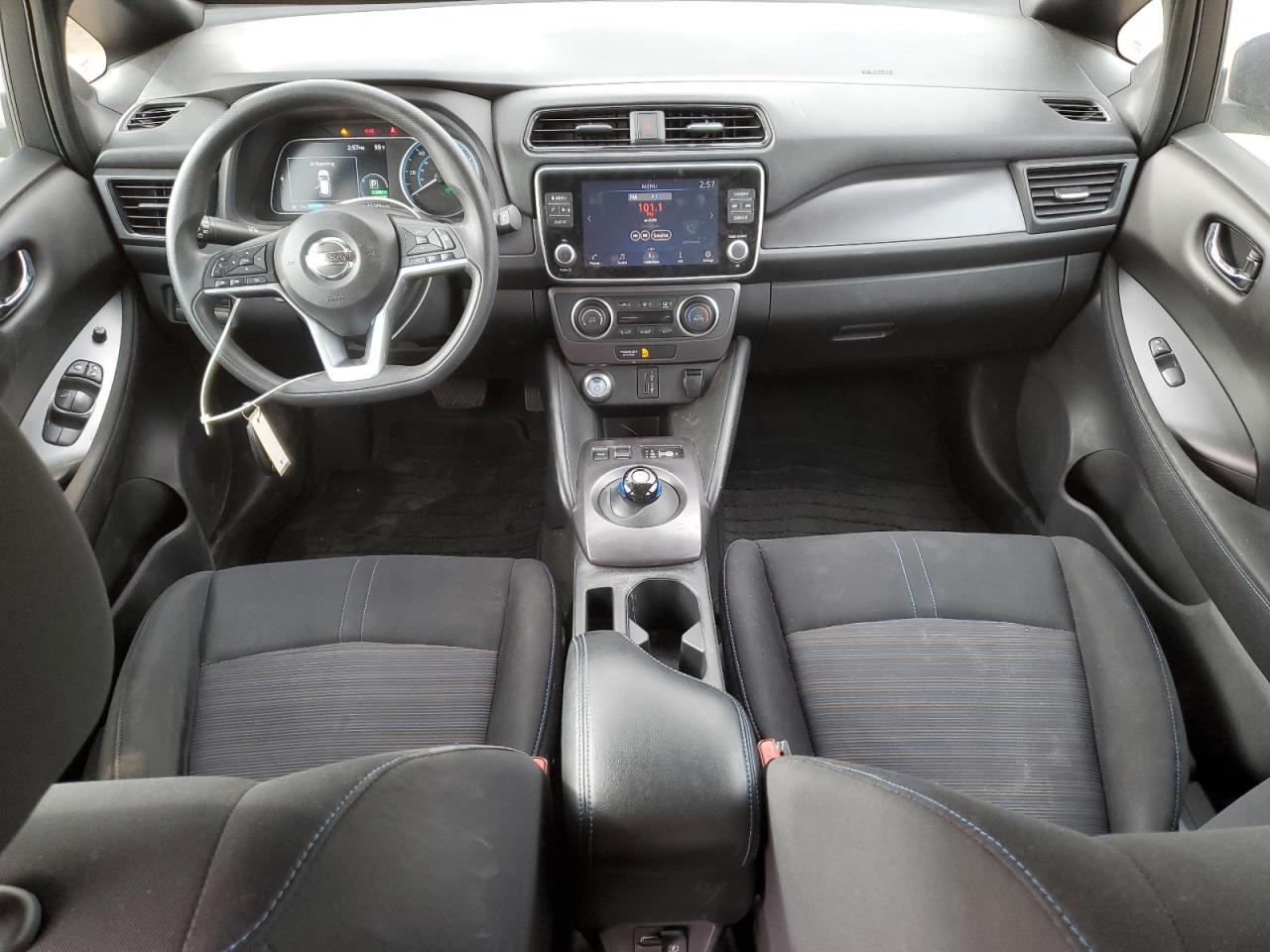 2020 NISSAN LEAF