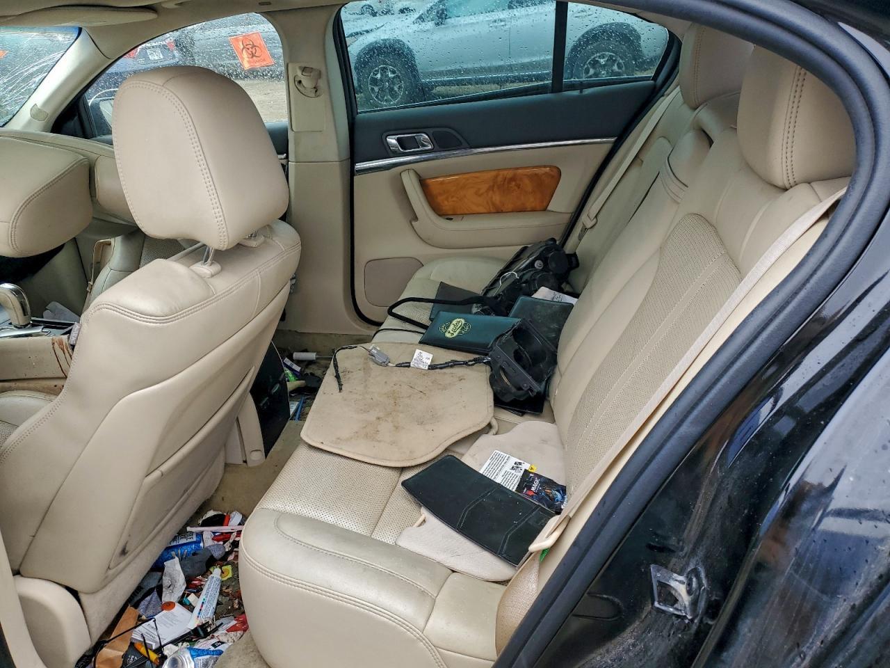 2011 LINCOLN MKS
