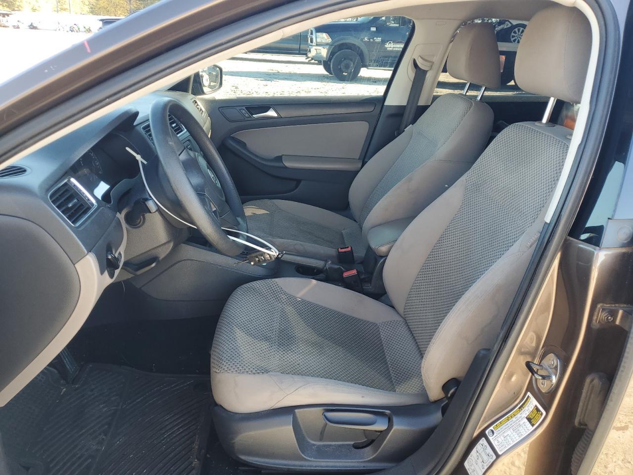 2013 VOLKSWAGEN JETTA
