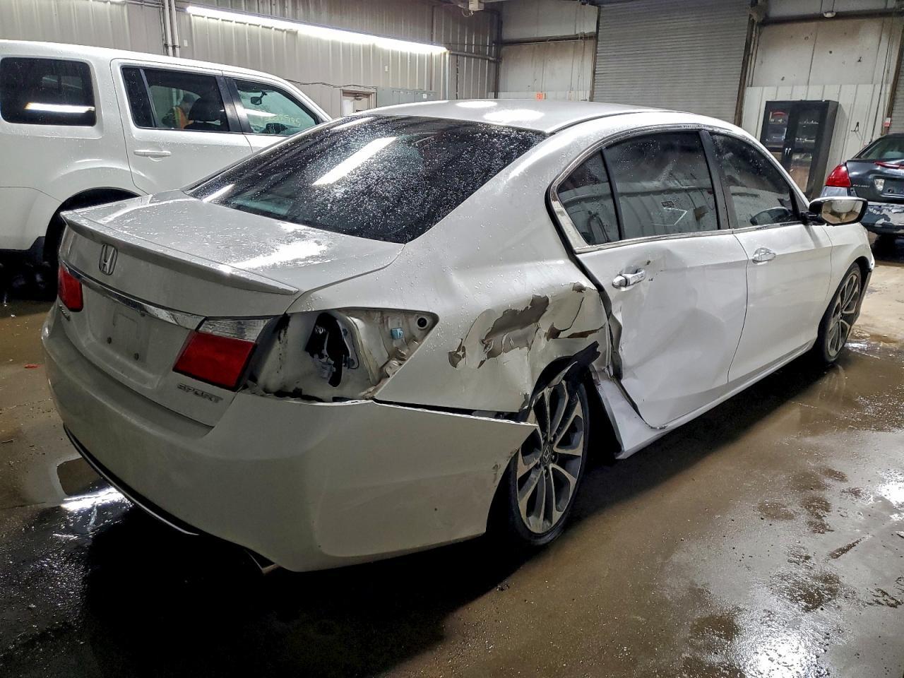 2015 HONDA ACCORD