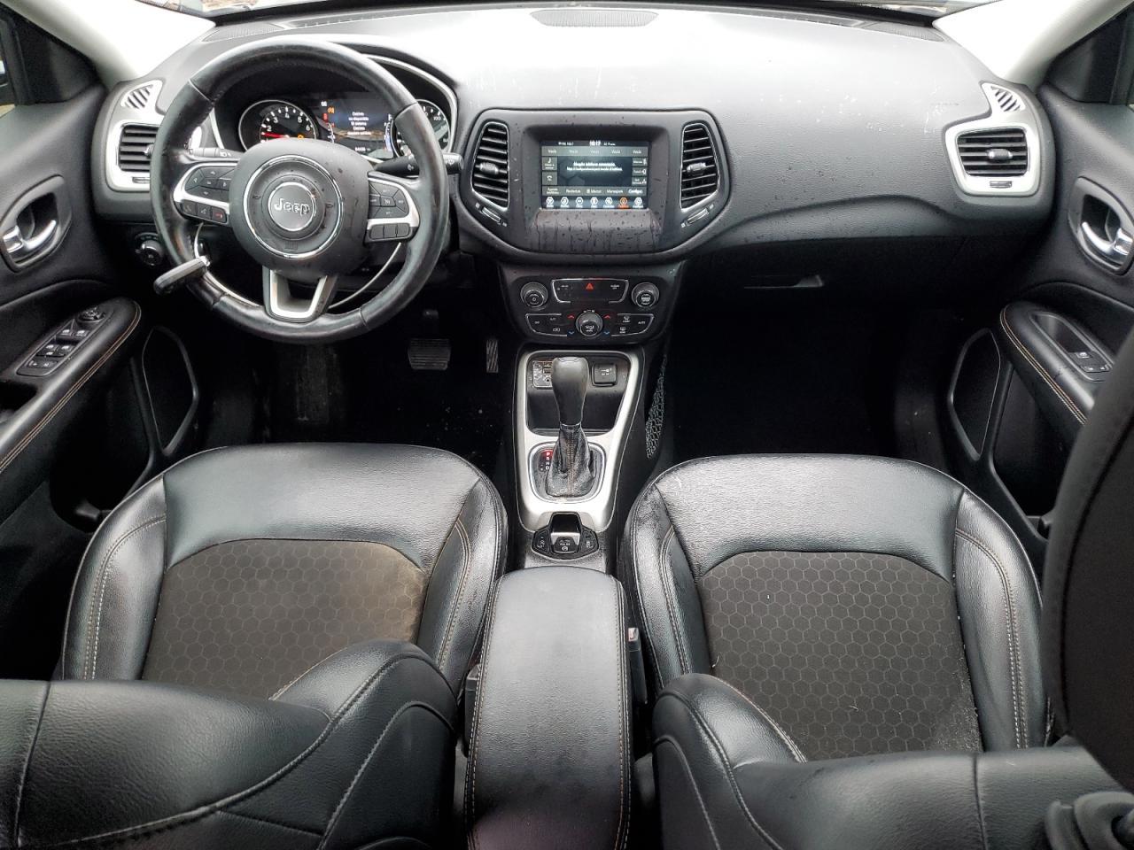 2020 JEEP Compass