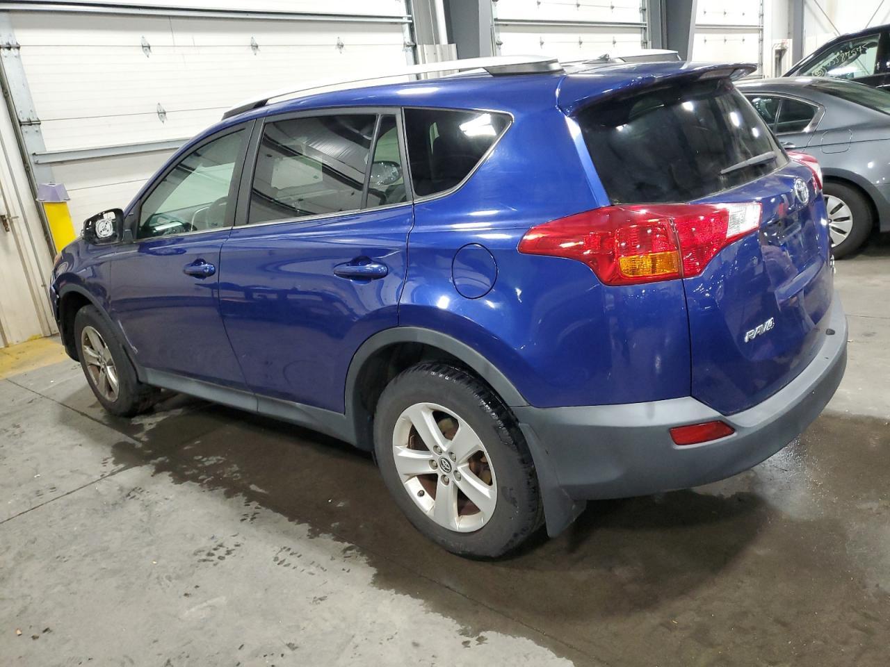 2015 TOYOTA RAV4