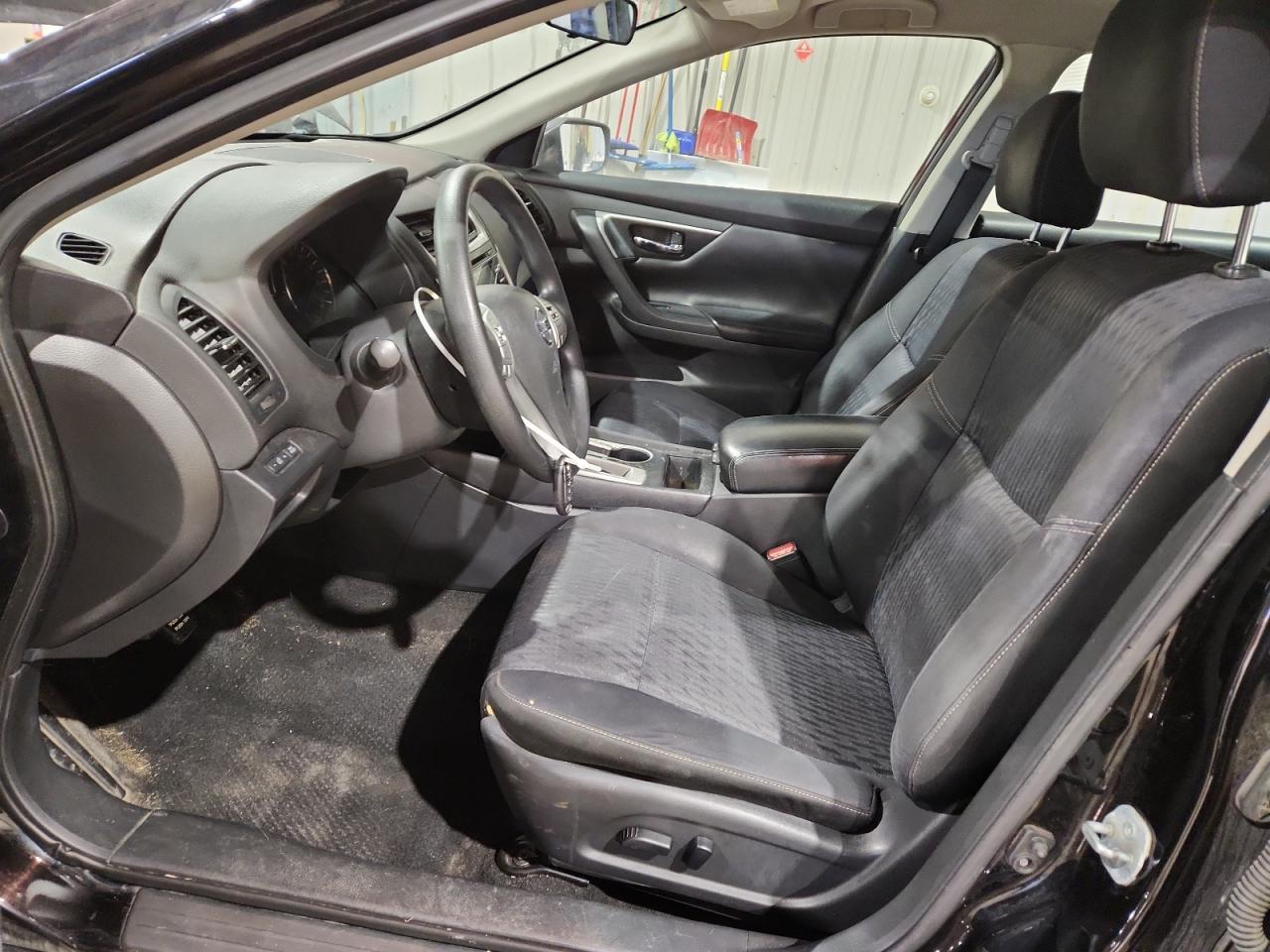 2017 NISSAN ALTIMA
