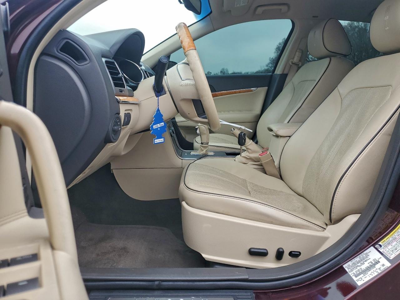 2011 LINCOLN MKZ