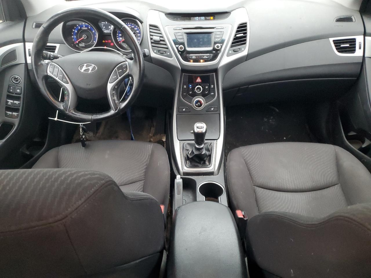 2016 HYUNDAI ELANTRA