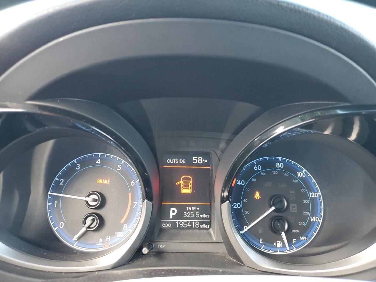 2015 TOYOTA COROLLA