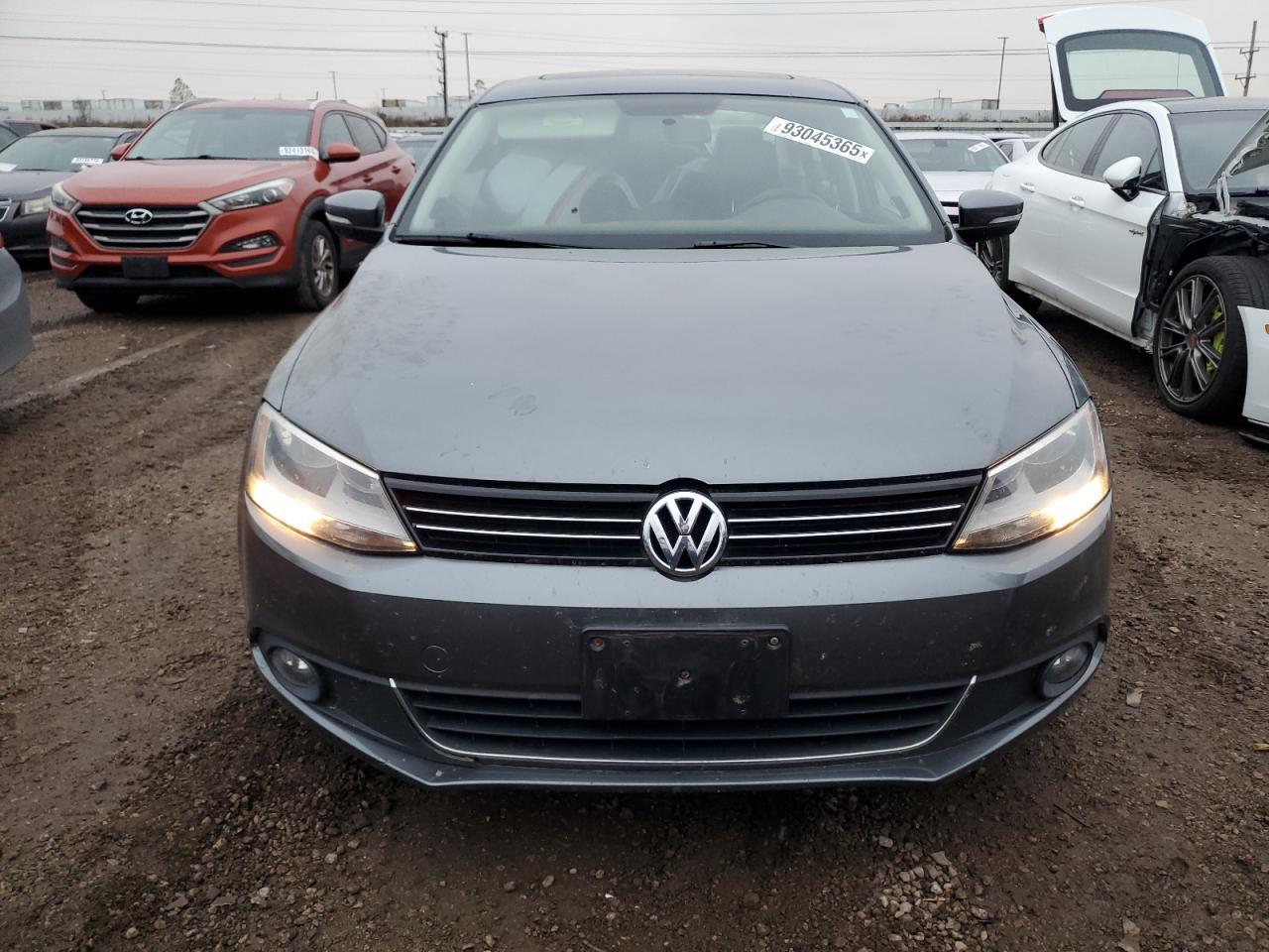 2014 VOLKSWAGEN JETTA
