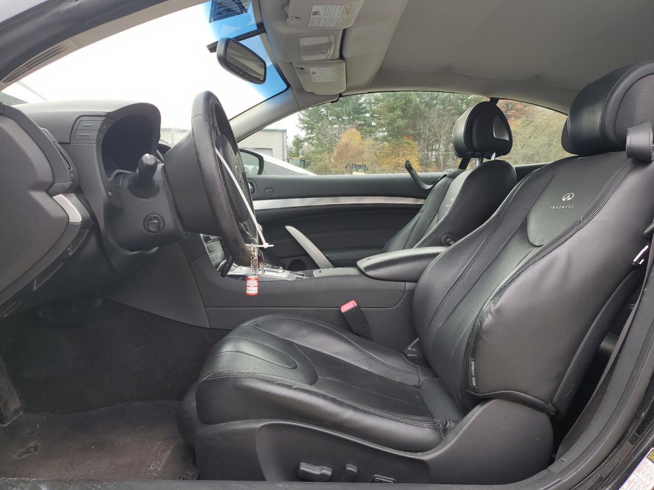 2012 INFINITI G37