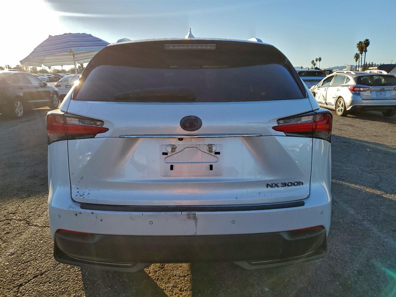 2016 LEXUS NX 300H