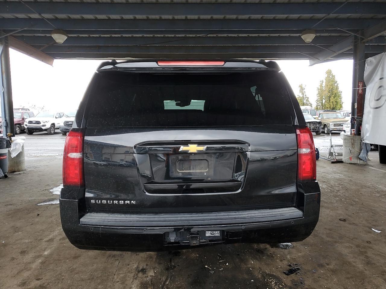 2015 CHEVROLET Suburban