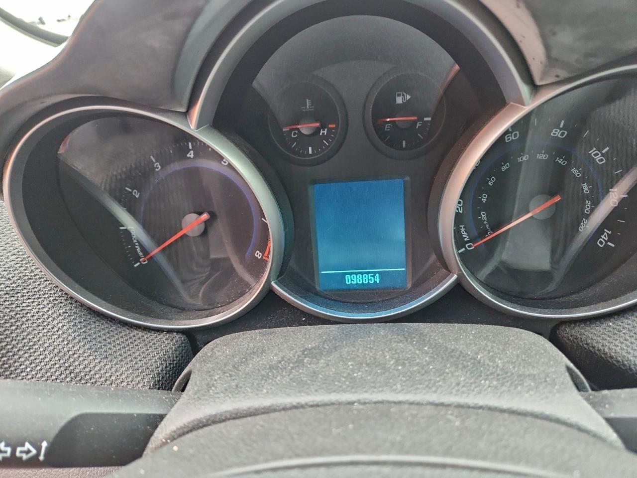 2011 CHEVROLET CRUZE
