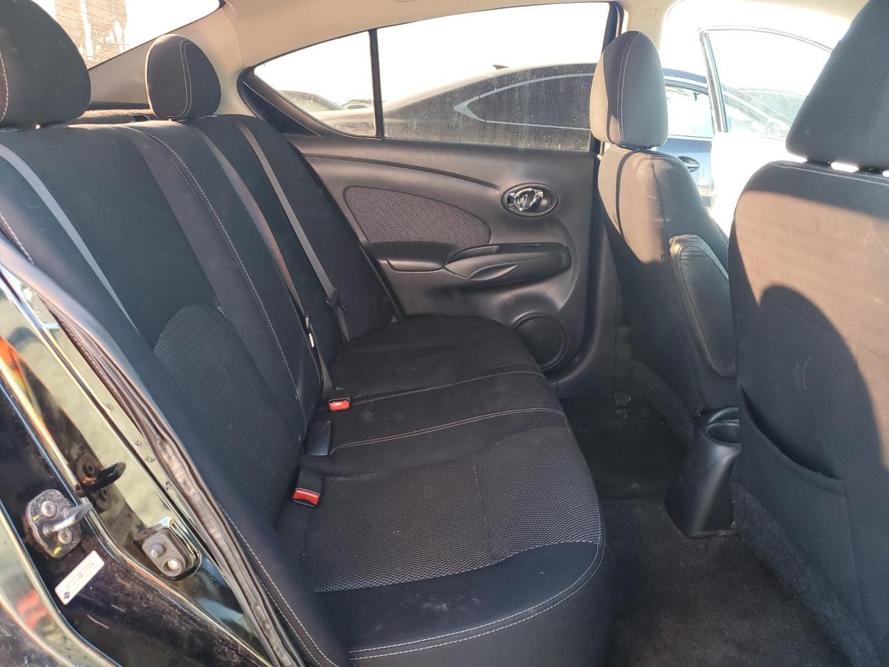 2015 NISSAN VERSA