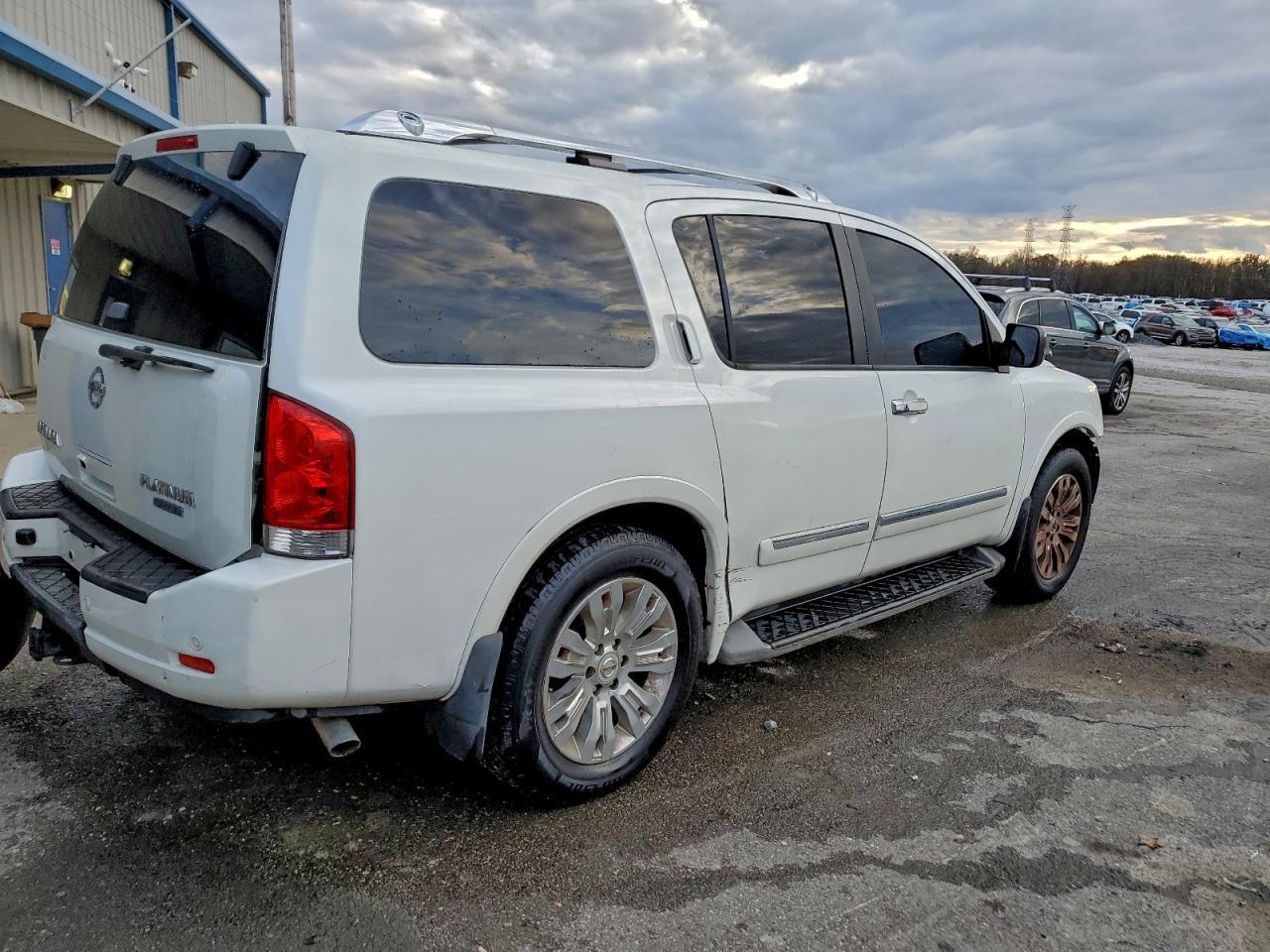 2015 NISSAN Armada