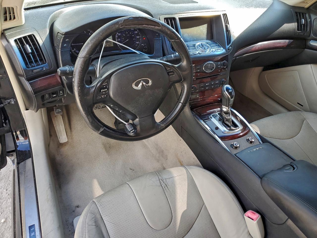 2014 INFINITI Q60