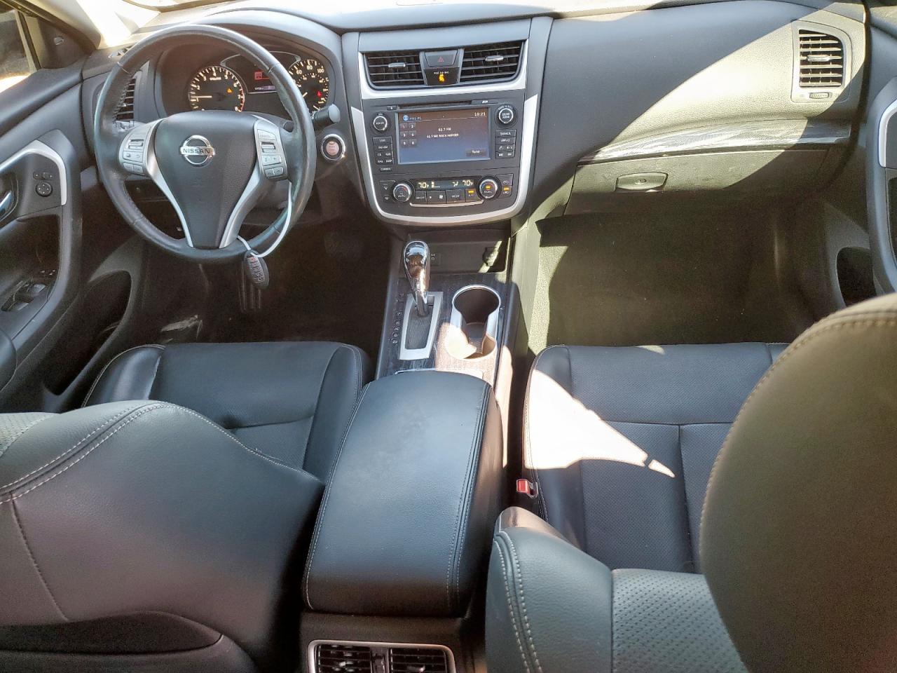 2017 NISSAN ALTIMA