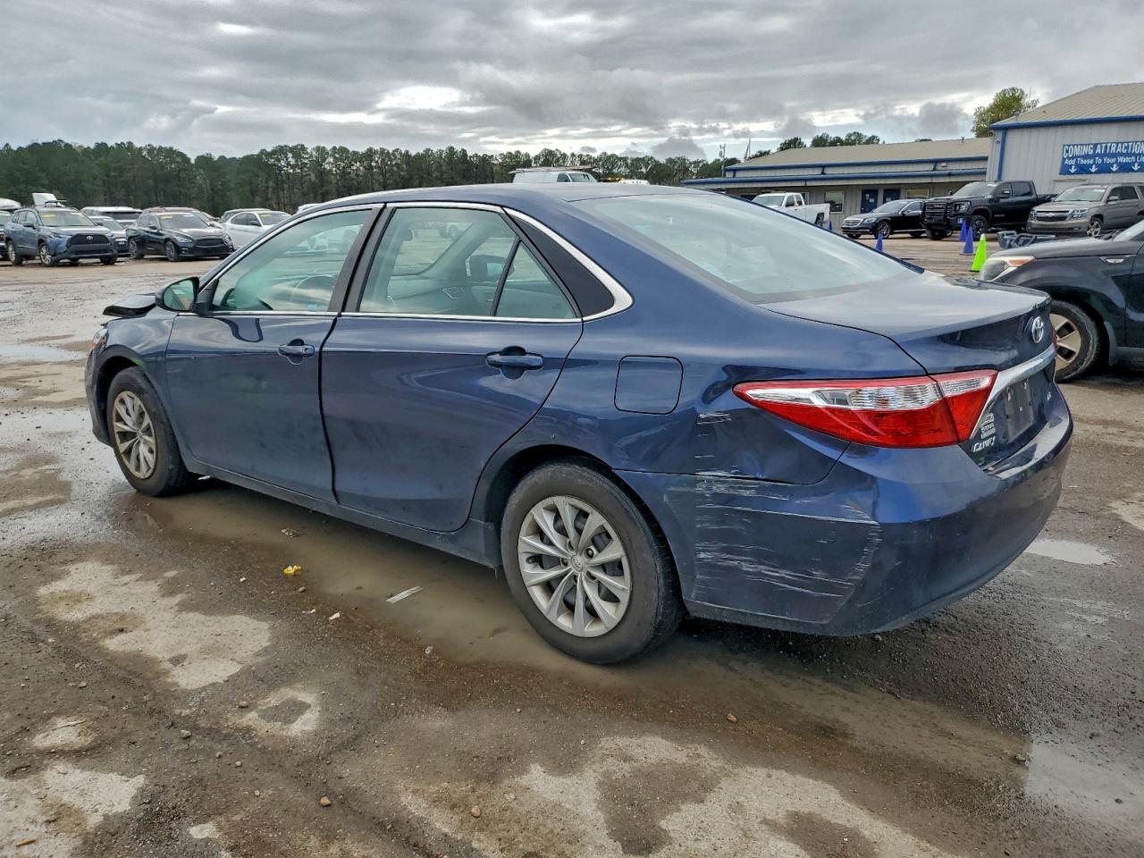 2017 TOYOTA CAMRY