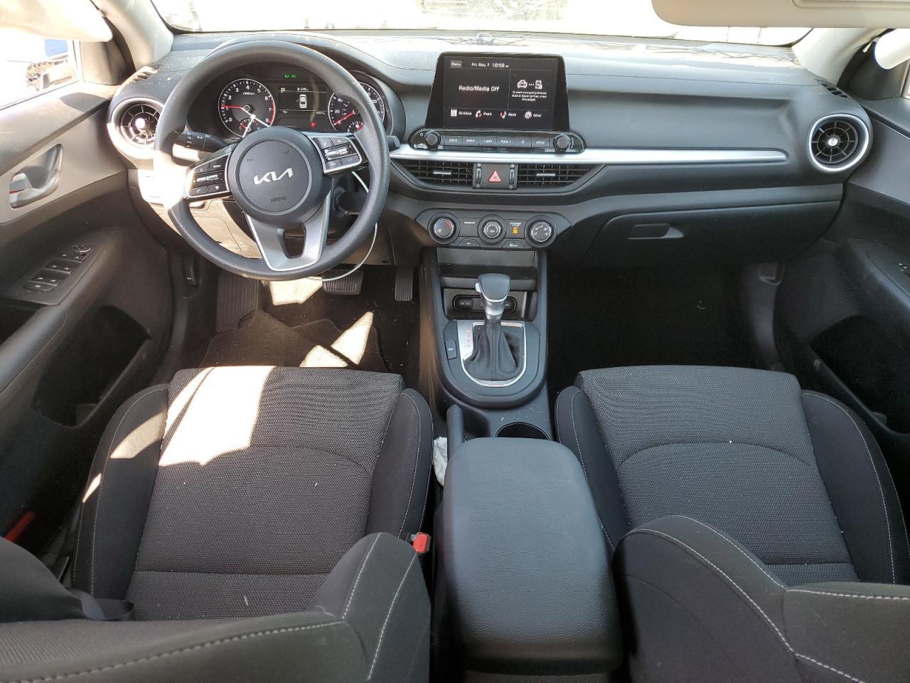 2023 KIA FORTE