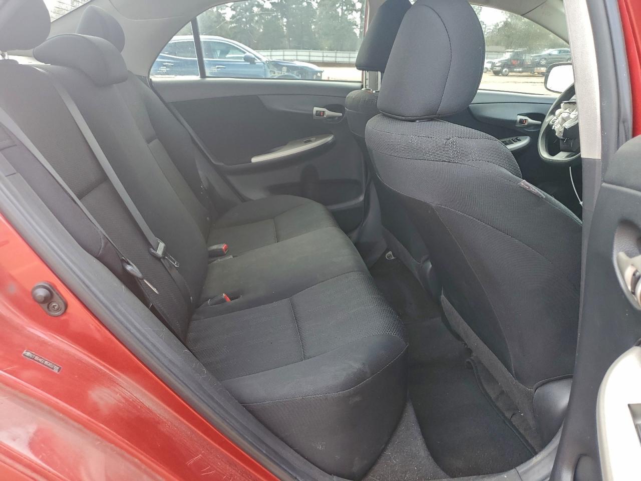2011 TOYOTA COROLLA