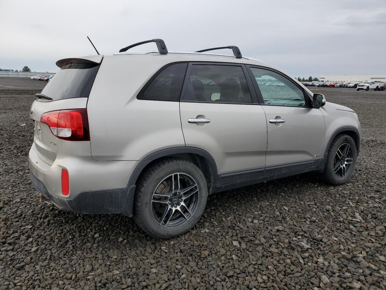 2015 KIA SORENTO