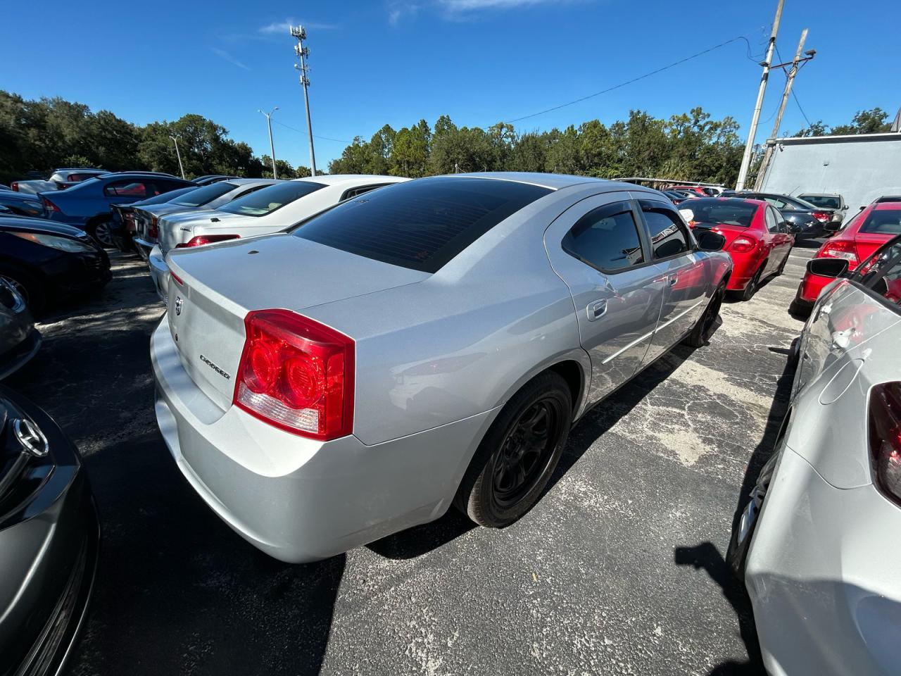 2010 DODGE CHARGER