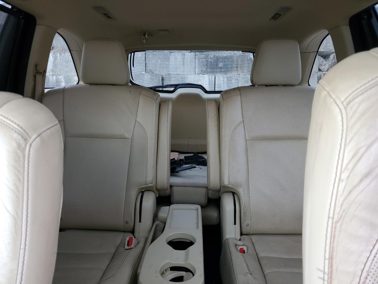 2015 TOYOTA HIGHLANDER