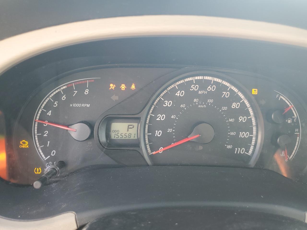 2011 TOYOTA SIENNA