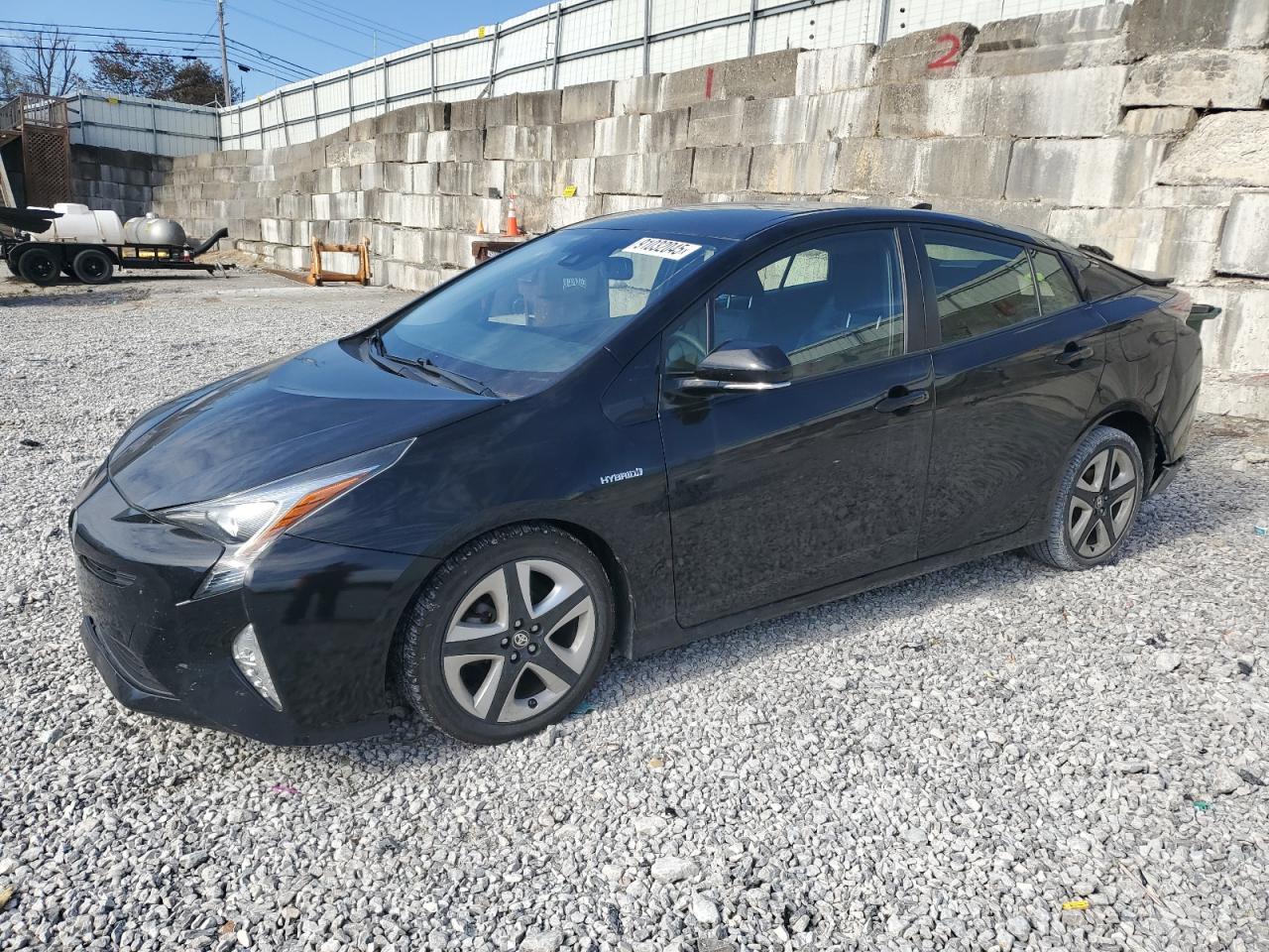 2016 TOYOTA PRIUS