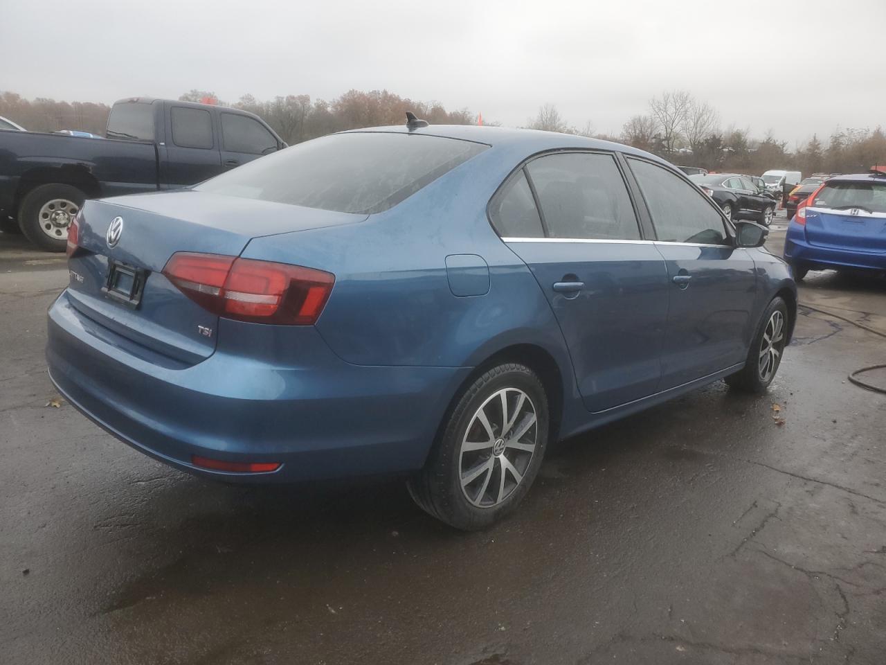 2017 VOLKSWAGEN JETTA