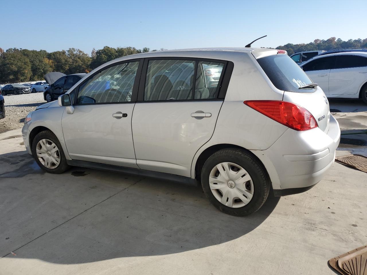 2012 NISSAN VERSA
