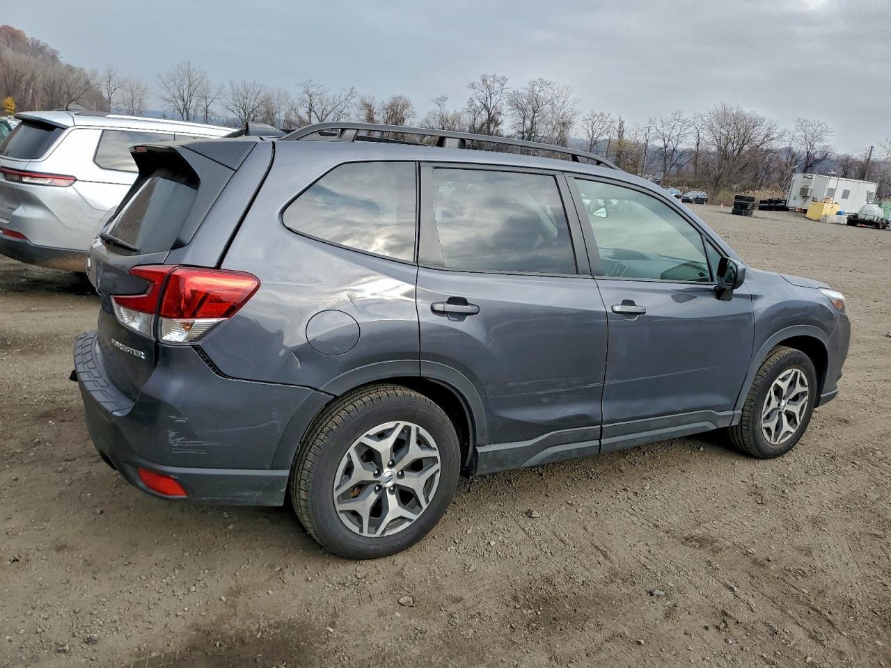 2024 SUBARU FORESTER