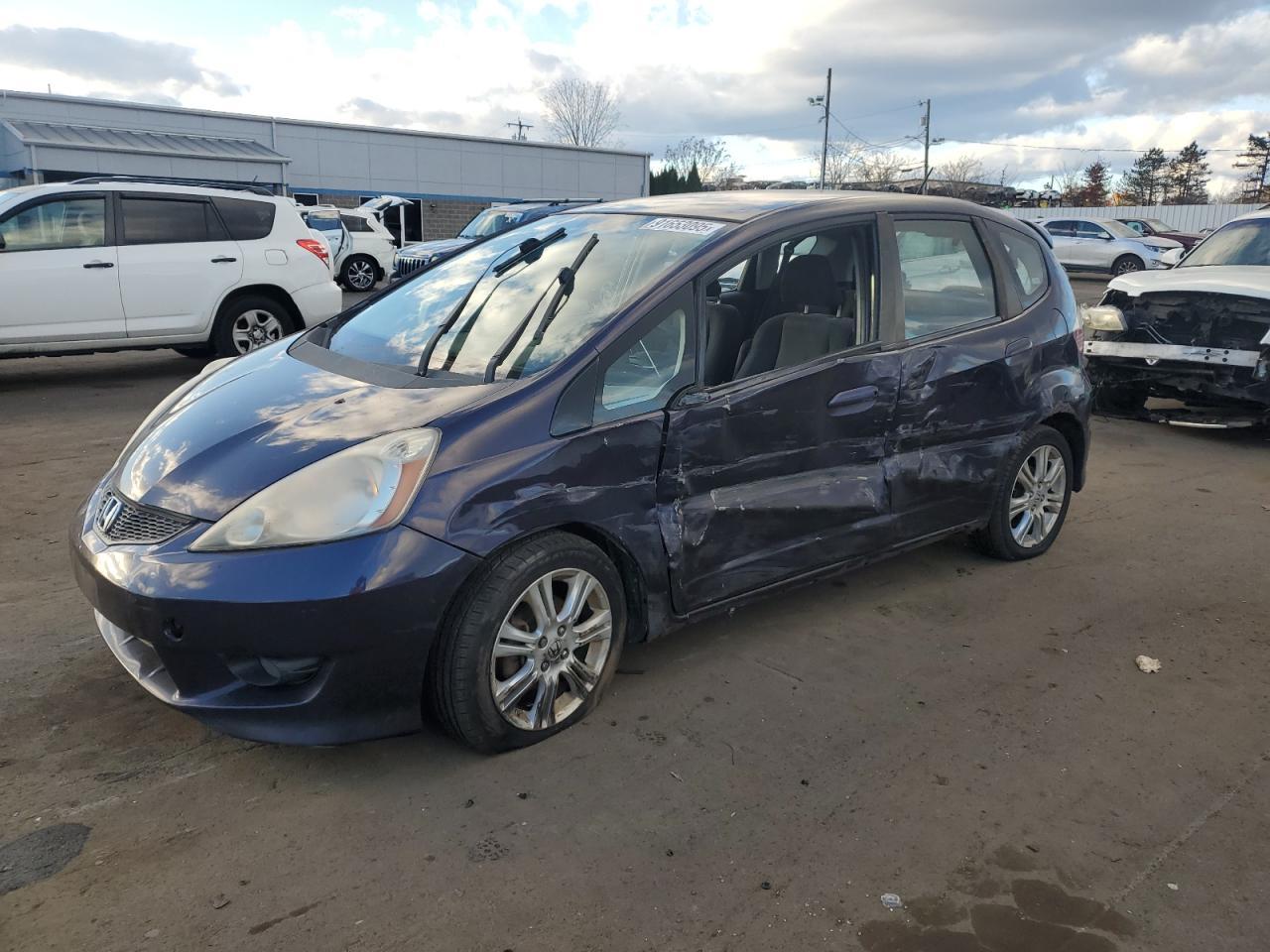 2009 HONDA FIT