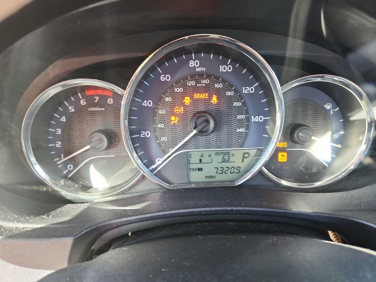 2015 TOYOTA COROLLA