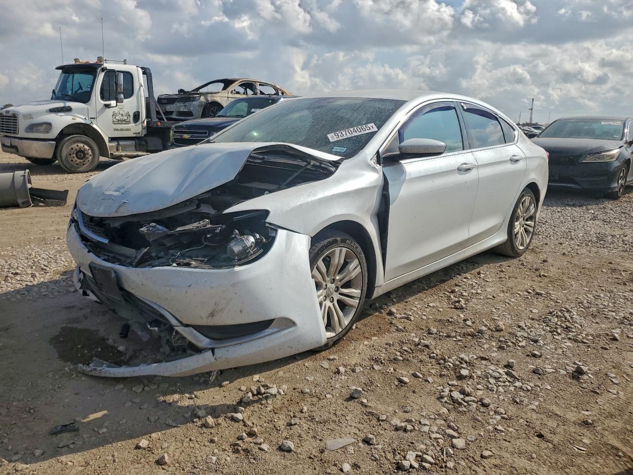 2015 CHRYSLER 200