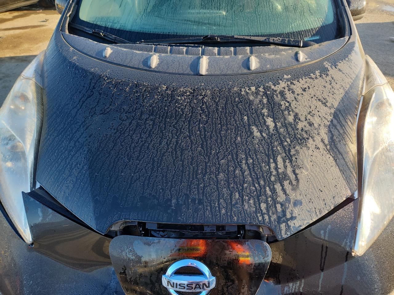 2015 NISSAN LEAF