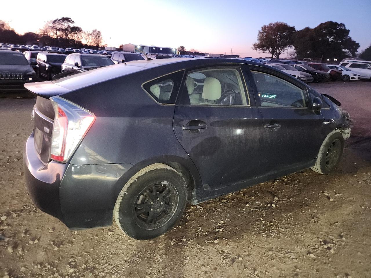 2014 TOYOTA PRIUS