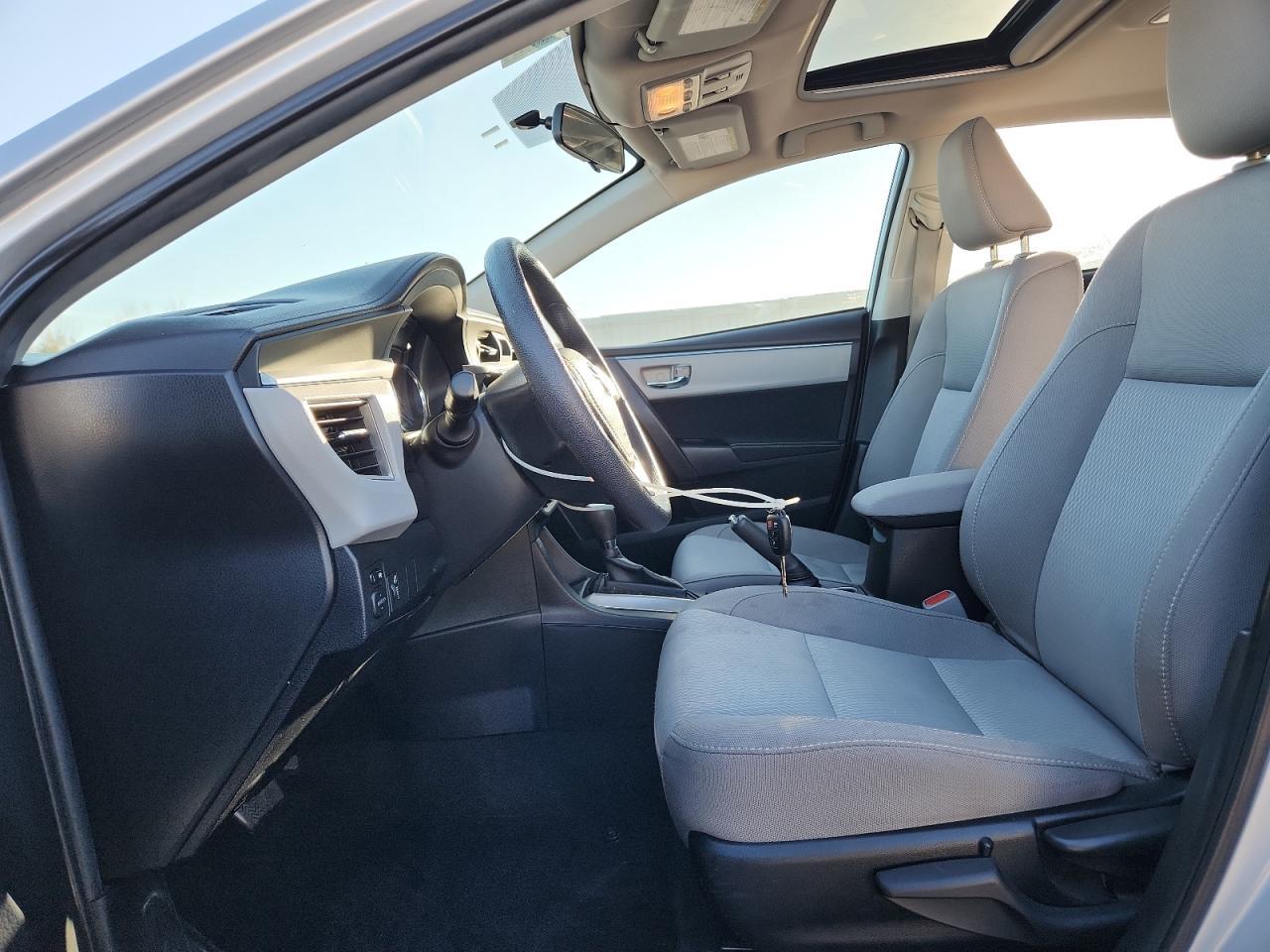 2015 TOYOTA COROLLA