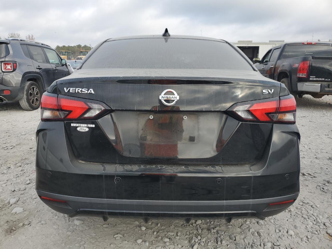2021 NISSAN VERSA